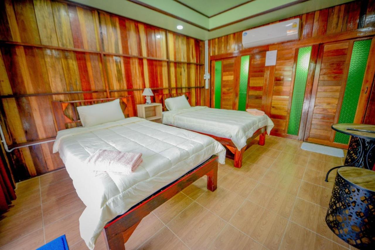 Mrk Resort & Massage Lopburi Exterior photo