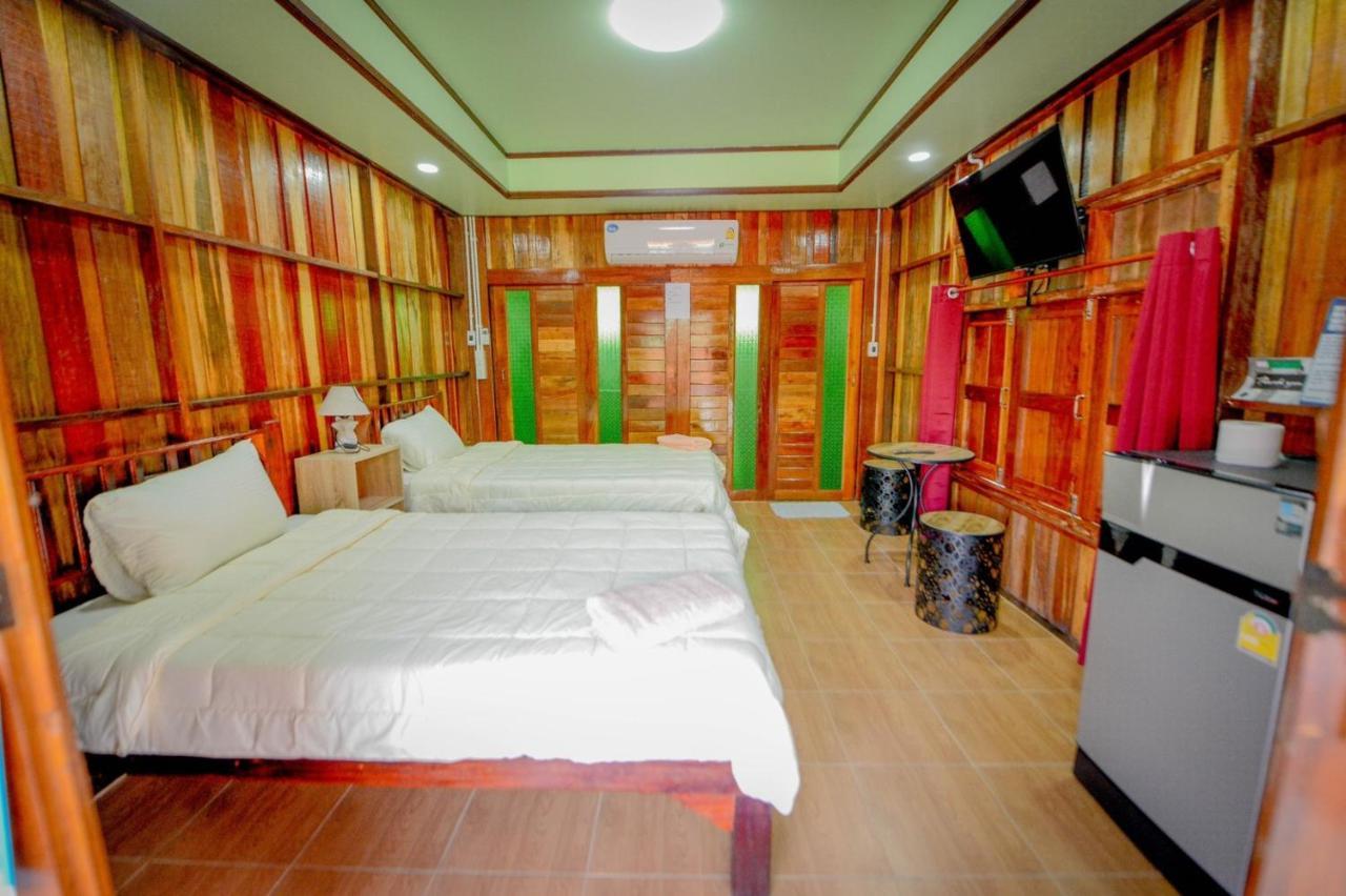Mrk Resort & Massage Lopburi Exterior photo