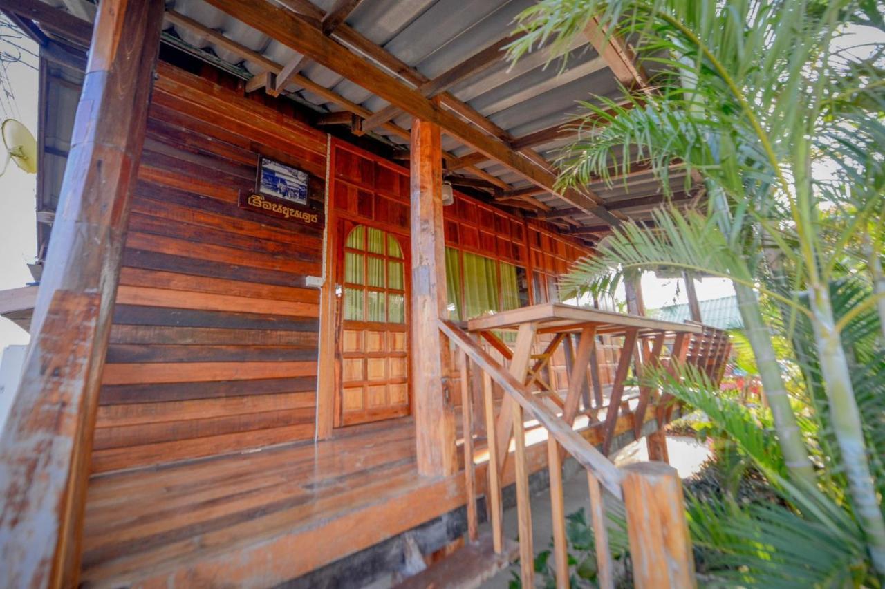 Mrk Resort & Massage Lopburi Exterior photo
